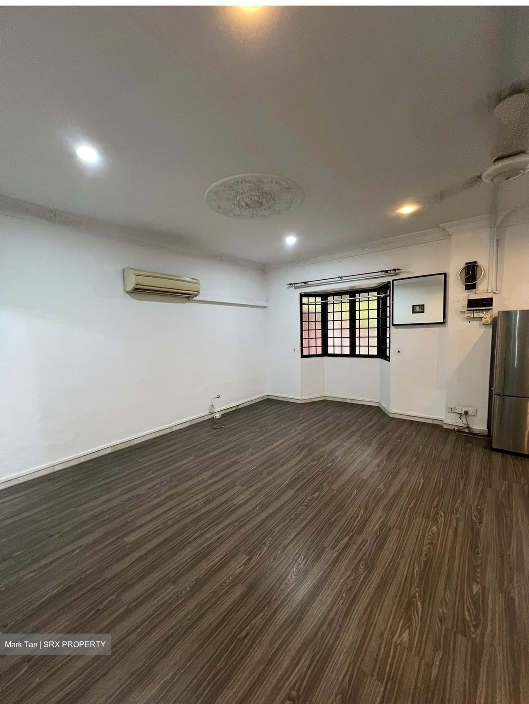 Fuyong Estate (D23), Terrace #562751471